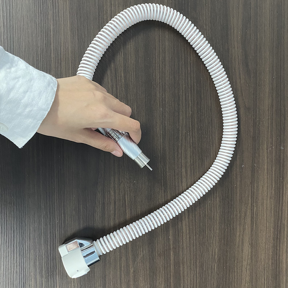 Ergonomic grip of Pullyon brushless nail handpiece - Balanced lightweight construction for all-day manicure and pedicure precision